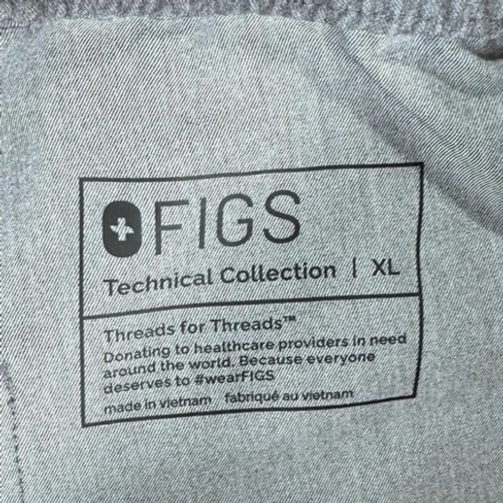 FIGS Cairo Cargo Scrub Pants Men's XL Graphite Gray FIONx Straight Leg Workwear